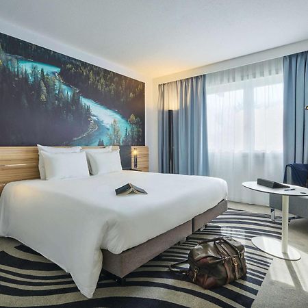 Novotel Massy Palaiseau Buitenkant foto