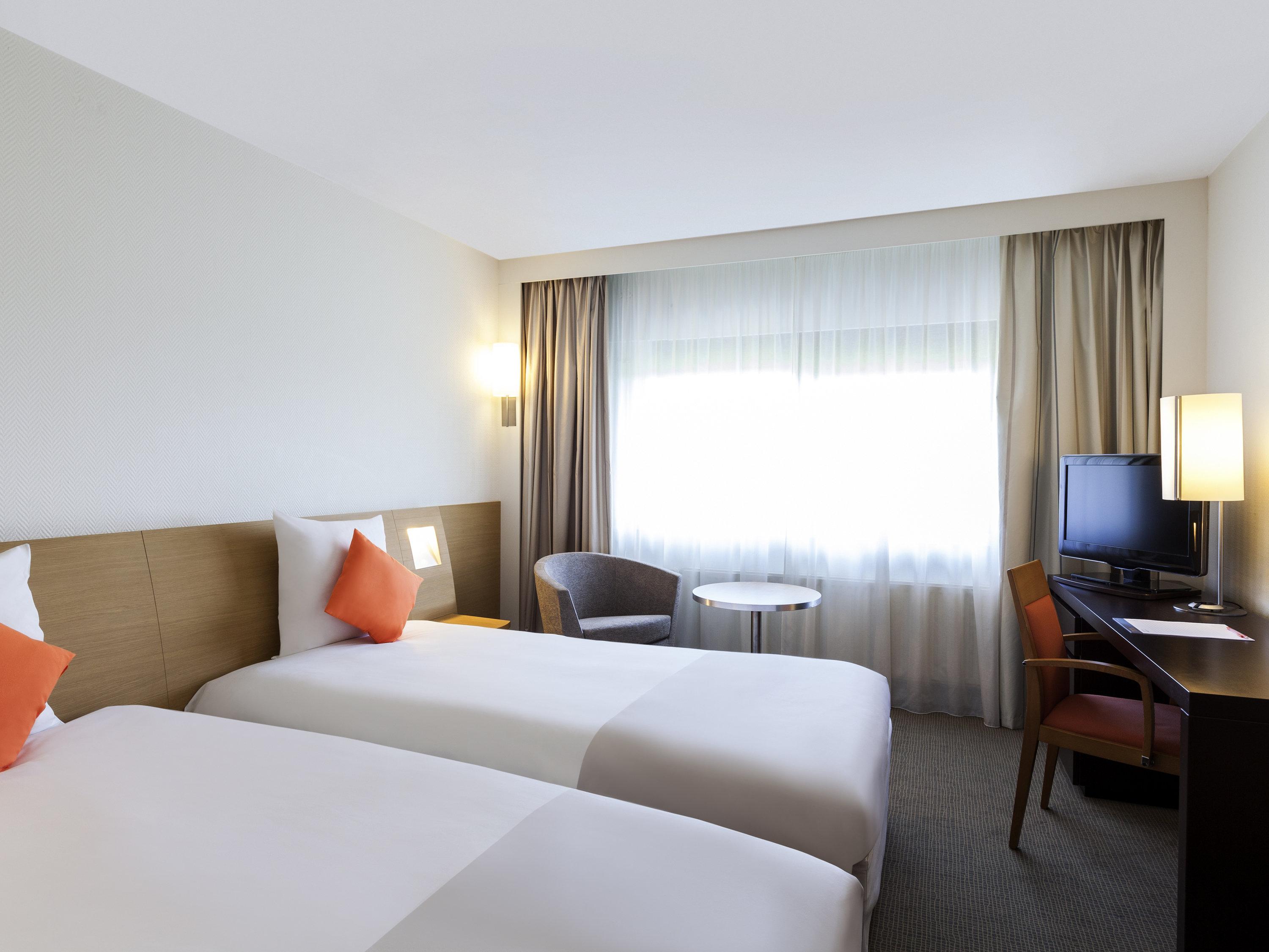 Novotel Massy Palaiseau Buitenkant foto