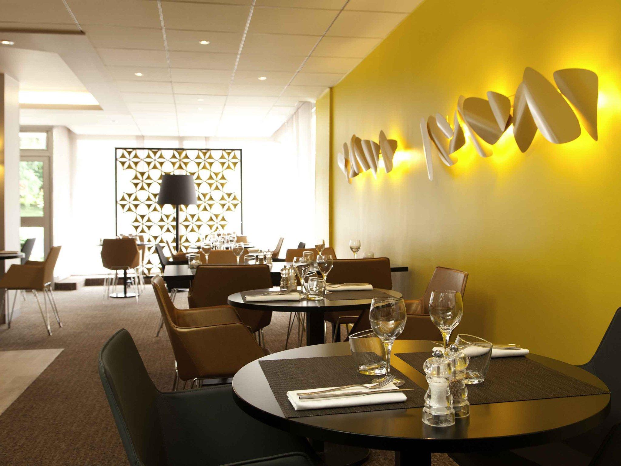 Novotel Massy Palaiseau Buitenkant foto
