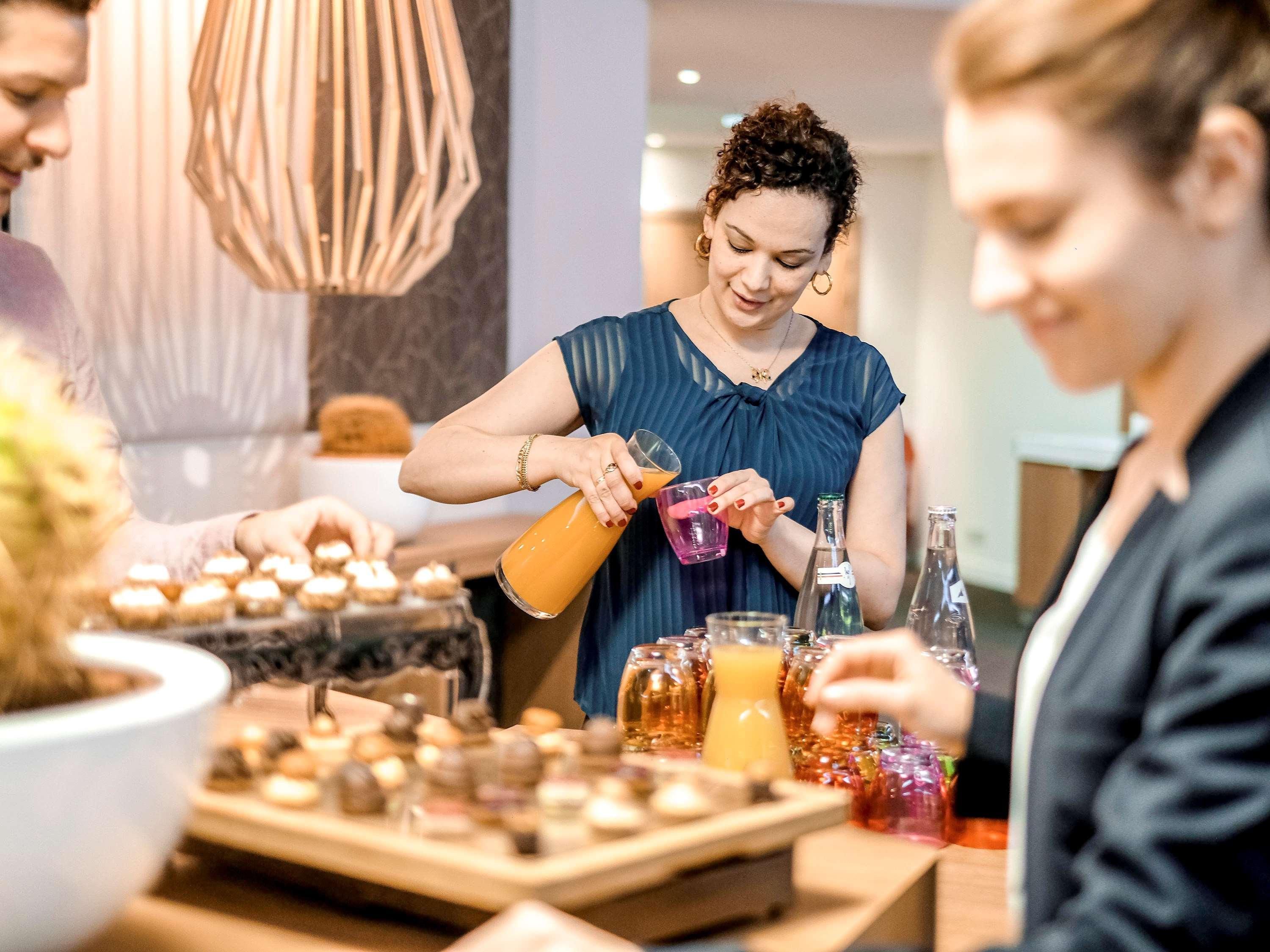 Novotel Massy Palaiseau Buitenkant foto